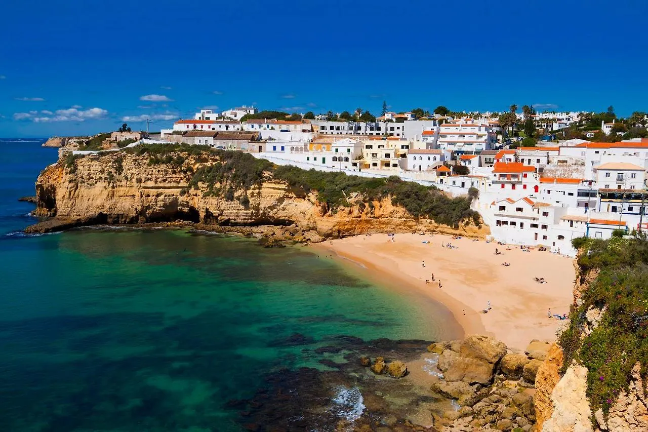 Casa Ourios Large Pool BBQ Walk to beach Carvoeiro  Carvoeiro (Lagoa)